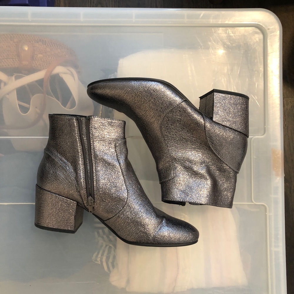 Steven Madden metallic boots